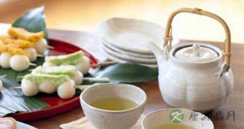 胃在身体的哪边