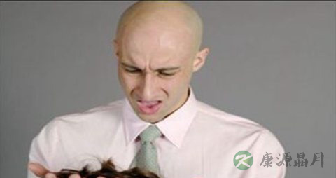 头顶脱发什么原因