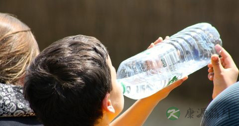 怎么清洗饮水机