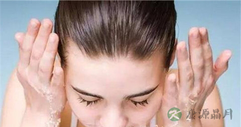 用纯牛奶洗脸好吗