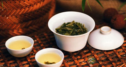 牙齿松动了吃什么