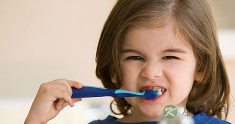 吃什么东西对牙齿好