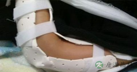 孩子骨折吃什么