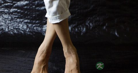 腿毛长是什么原因