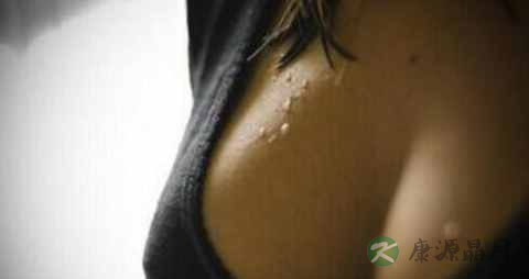 胸发育不良吃什么