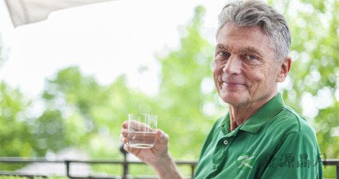 骨头错位吃什么好