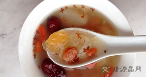 雪莲子跟桃胶可以每天吃吗