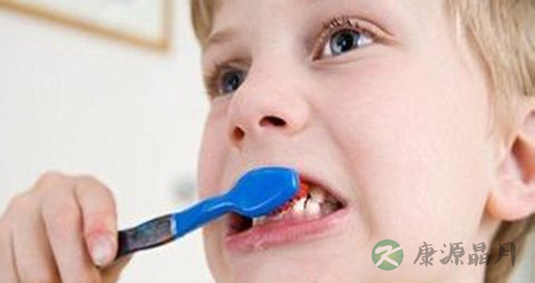 小孩换牙齿吃什么好