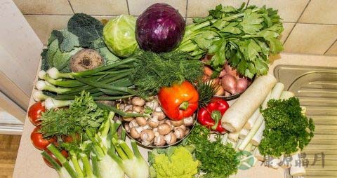 芹菜怎么吃降血压