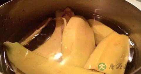 香蕉皮煮水的功效