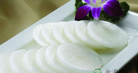 生吃白萝卜的好处