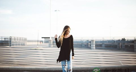 钉子扎脚怎么办