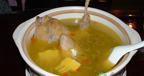 腰椎骨折吃什么