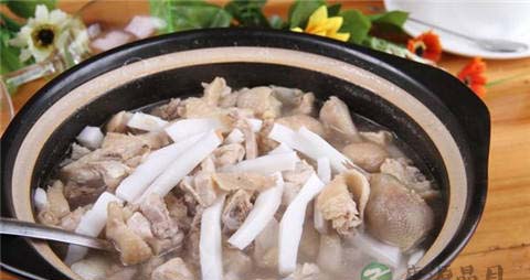 椰子煲鸡的做法