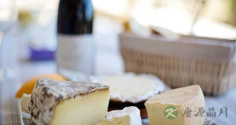 两个月的宝宝掉头发怎么回事