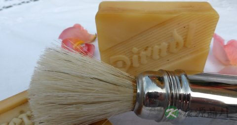 用什么洗脸最好