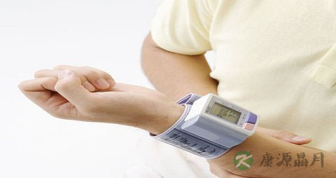 血压偏低要吃什么