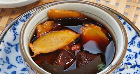 姜糖水治热伤风感冒吗