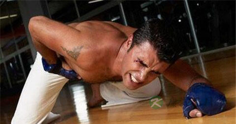 睾丸坠疼是什么原因 睾丸坠疼是什么原因