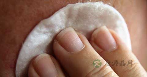 鼻子上长红包怎么回事 鼻子上长红包怎么回事