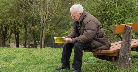 大便次数多是怎么回事