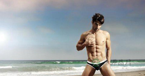 睾丸潮湿是什么病