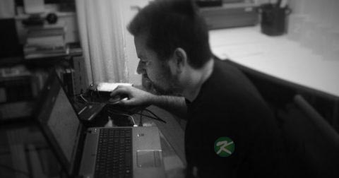 久坐电脑前的男人养生茶配方大全