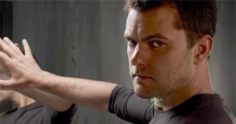 男性小便时尿道刺痛是什么原因 男性小便时尿道刺痛是什么原因