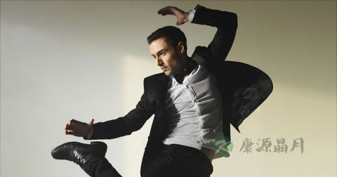 睾丸潮湿是什么病