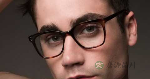 男人怎么去除眼袋