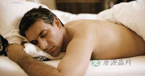夜间男人出汗怎么回事
