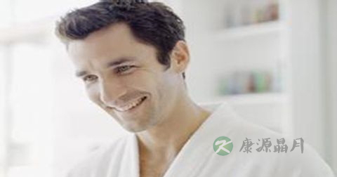 50岁男人眼皮肿是怎么回事