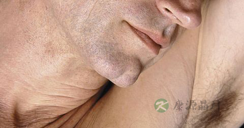 男人日常如何清理腋下污垢？