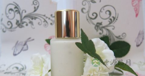 脸上皮肤干燥吃什么好 脸上皮肤干燥吃什么好