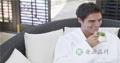 男性出现尿路感染后有什么症状