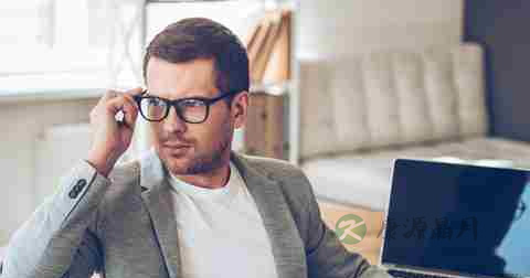 30岁的男人夏季穿衣注意什么 30岁的男人夏季穿衣注意什么