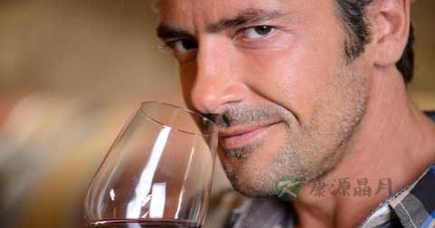 春节餐桌上怎么喝酒不会醉