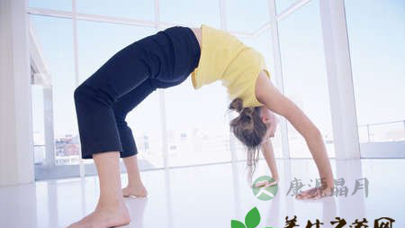 预防女性胸闷 不留健康隐患 预防女性胸闷 不留健康隐患