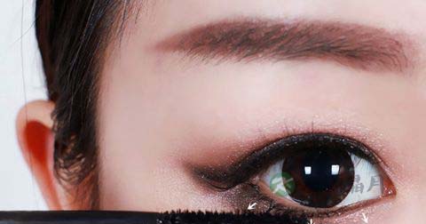 夏天穿这7类鞋 你的脚部“伤不起” 夏天穿这7类鞋 你的脚部“伤不起”