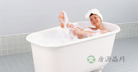 猪血洗澡？皮肤干燥用什么洗澡好