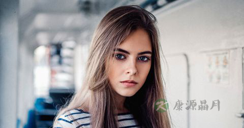 女性养生 5不良姿势损害腰健康 女性养生 5不良姿势损害腰健康