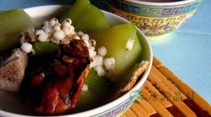 六款夏季美容养颜汤喝出“水美人”