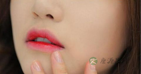 女人产后如何让乳房快速恢复挺拔