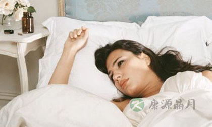 解除女人经期腹痛的烦恼 解除女人经期腹痛的烦恼