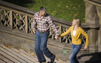 饭后姜茶 宫寒不缠身