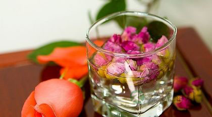 女人排毒养颜必喝的11款茶饮