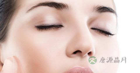 女人脸上毛孔粗大怎么办