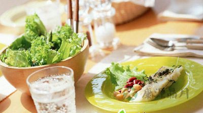 为了美丽，女人要在35岁前养好胃