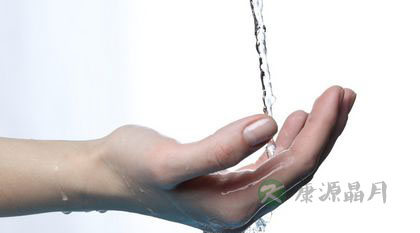 夏季皮肤干燥的11个元凶