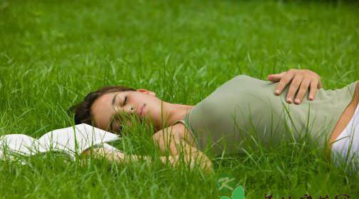 六大禁忌 女人健康护胸需牢记 六大禁忌 女人健康护胸需牢记